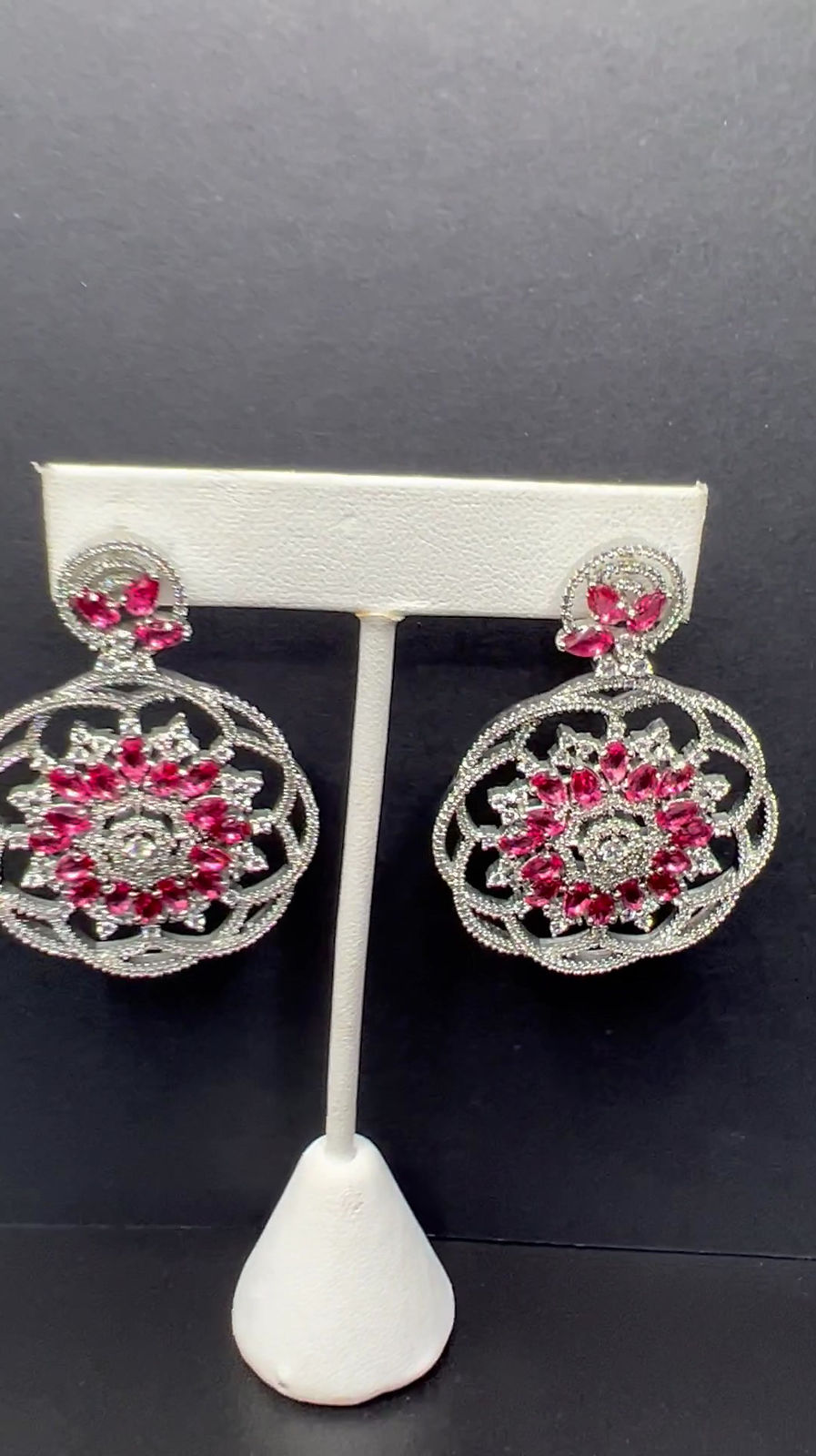 Stunning Silver & Pink dangling earrings 