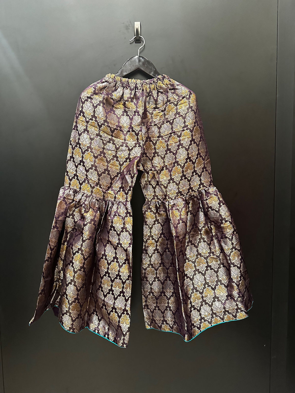 Embroidered Pakistani 3 PCs Suit