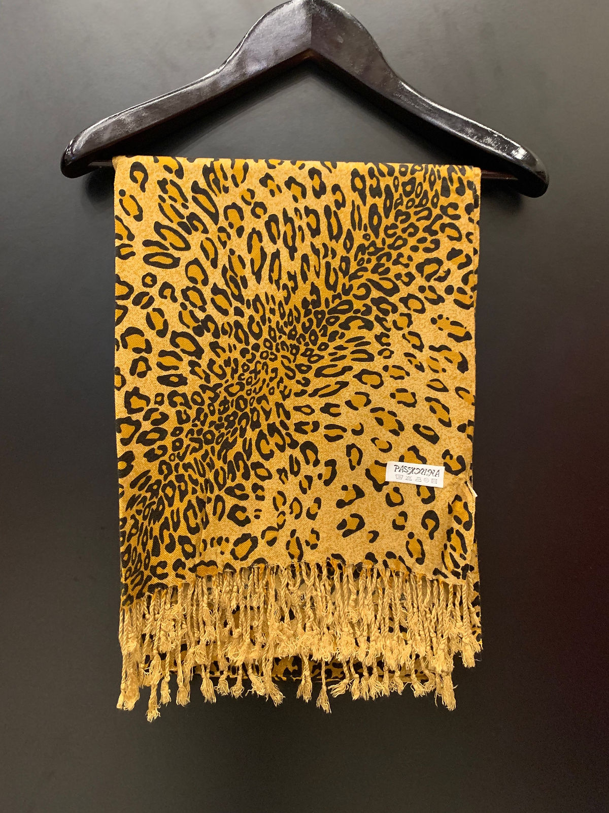 Pashmina scarfs
